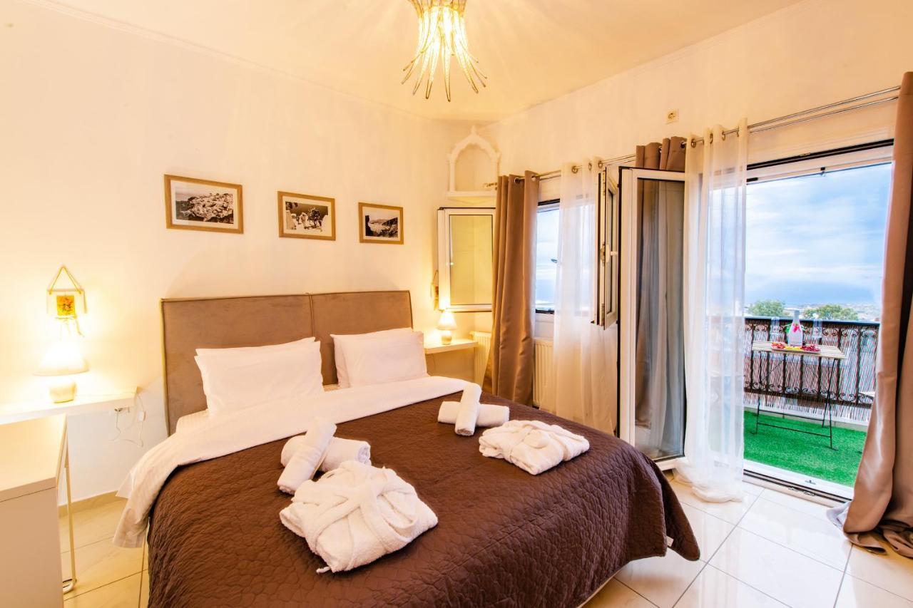 Yiannis Suite Santorini Fira  Exterior foto